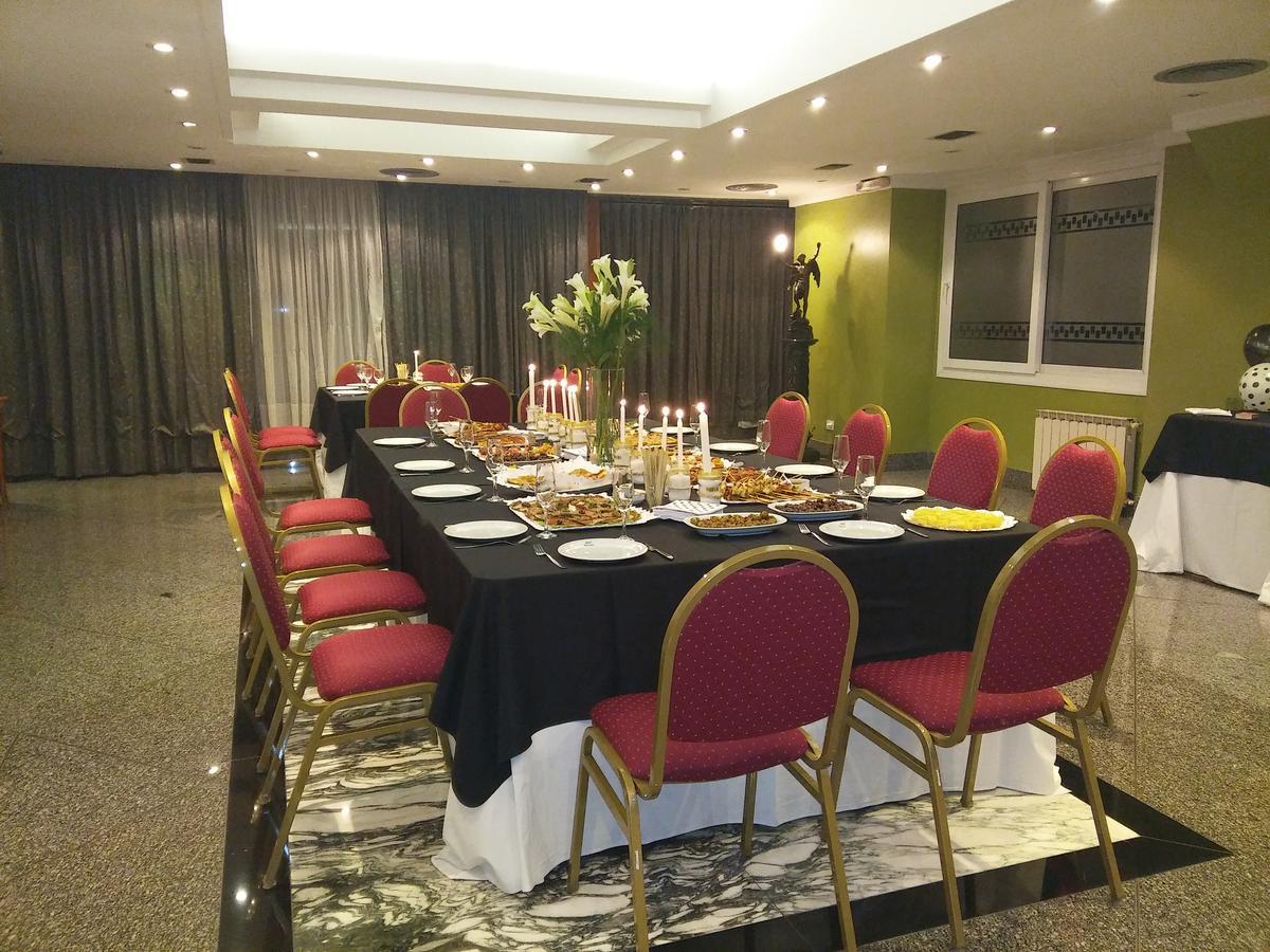 בואנוס איירס Hotel Irun מראה חיצוני תמונה