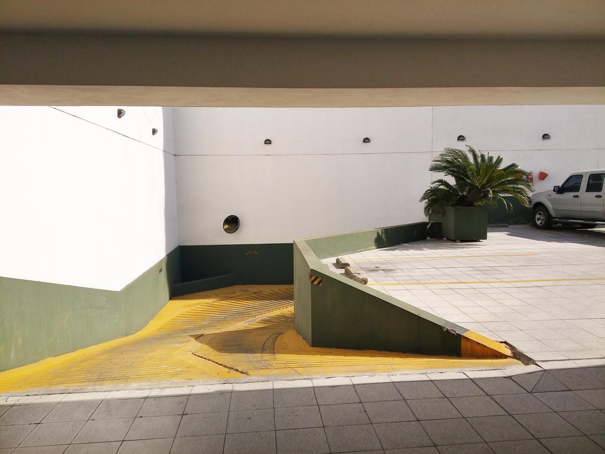 בואנוס איירס Hotel Irun מראה חיצוני תמונה